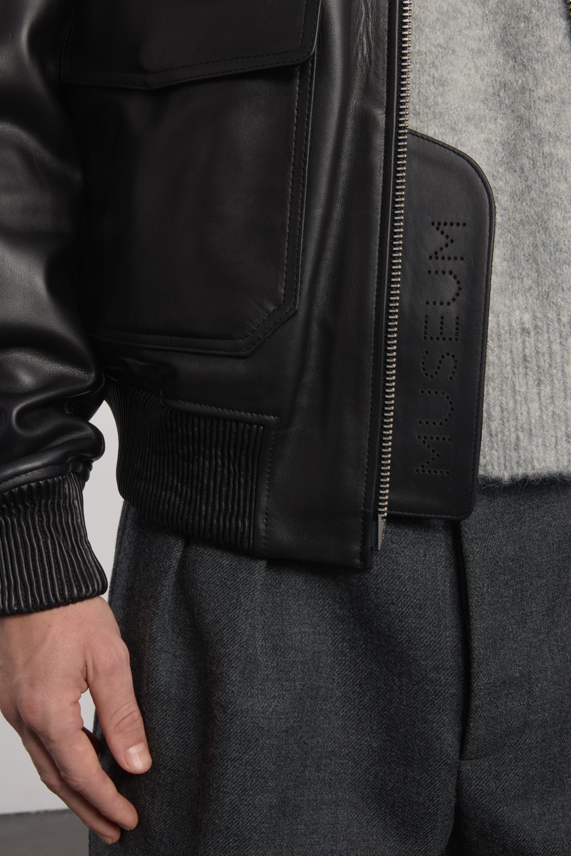 Flight Jacket - Leather - Black